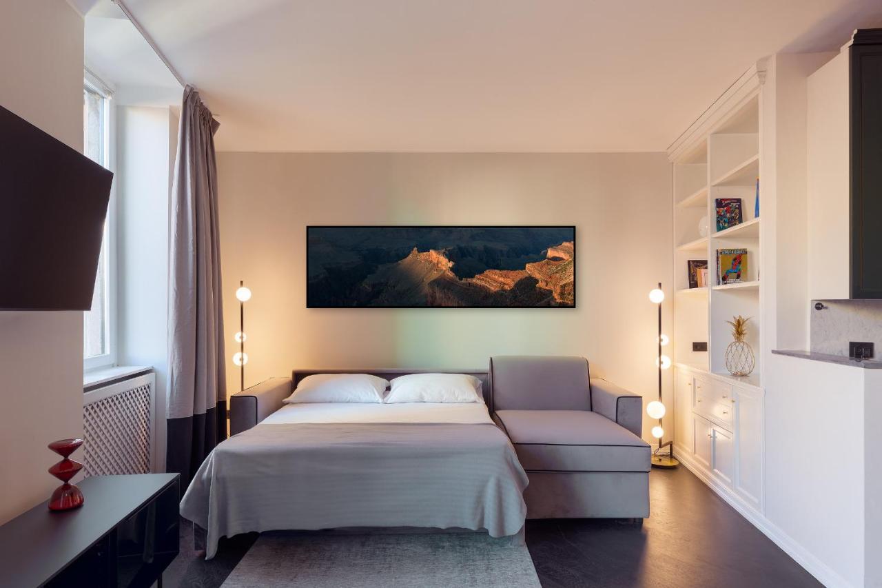 Hl Luxury Duomo Apartment - Via Torino, Montenapoleone Milan Exterior photo